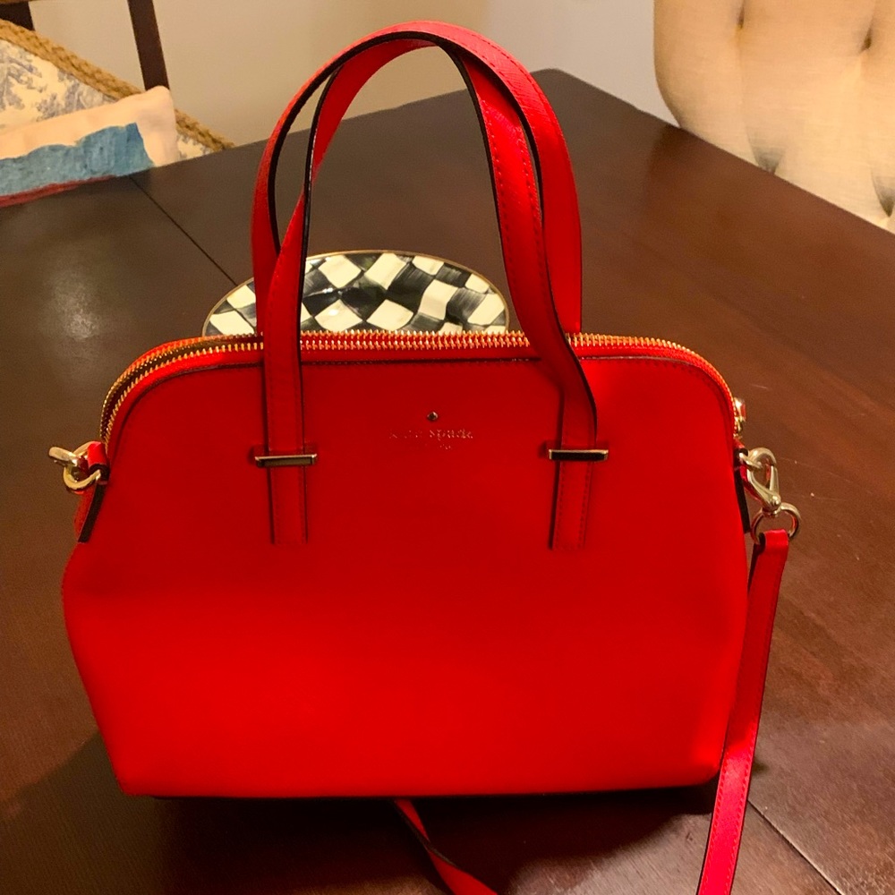** Like New ** Brilliant Red Kate Spade Rachelle
